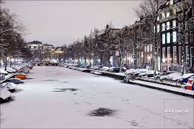 Volgens weer.nl kan het dit weekend ook gaan sneeuwen. Schlijper Nl Today Tue Dec 21 2010 18 39 Keizersgracht Bevroren Sneeuw