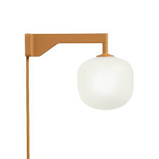 All of our wall lamps are delivered with bulbs included. Muuto Rime Wandleuchte Shop I Design Bestseller De