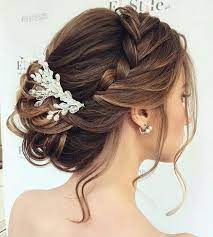 Epingle Sur Accessoires Cheveux Coiffure Mariage Chignon Mariee Boheme Romantique Retro