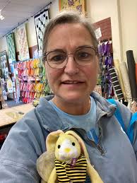 Cute little bee with a round behind