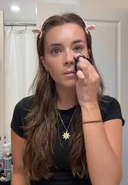 un grwm del viernes🩷🩷 #sofsgrwm productos de : @elfcosmetics @Glossier  @Tower 28 Beauty @Patrick Ta Beauty @Kosas @Maybelline NY @Benefit  Cosmetics @Diorbeauty @Rare Beauty @Physicians Formula @Saie ...