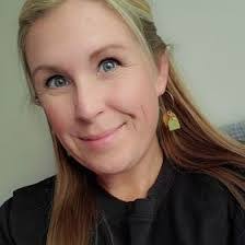 Heather Stover's Instagram, Twitter & Facebook