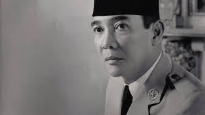 Free download software full version,tips blogging,tips facebook,artikel populer,chord/kunci gitar/lirik lagu terbaru. Pria Ini Sebut Soekarno Masih Hidup Benarkah