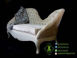 Bentuknya biasanya membenruk huruf l, meski anda dapat pula mengubah susunan bentuknya menjadi bentuk yang lainnya. Model Sofa Minimalis Modern Terbaru 2016 Jati Pribumi