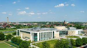 Pion kanclerza • sekretariat kanclerza pl. Politechnika Poznanska Z Unikatowym Obserwatorium Astronomicznym