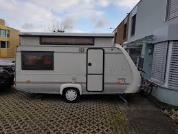 Mit wohnwagen reisen frage den vermieter, wenn du deine anfrage sendest, ob du diesen wohnwagen ziehen kannst. Wohnwagen Rapido Club 38 Mit Hubdach Kaufen Auf Ricardo