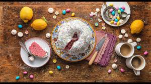 La ciaramicola è un tipico dolce di pasqua preparato a perugia. Ciaramicola Perugina Youtube