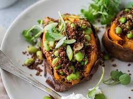 Patate Douce Farcie Au Quinoa Et Aux Feves Recettes Recette Patates Douces Farcies Recette A Base De Patate Douce Recette