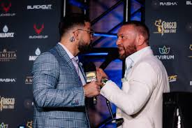 Lea chipie toute nue Elle partage des nudes, des photos