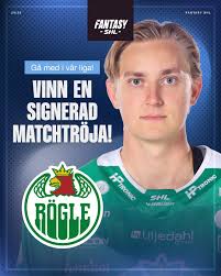 Välj Rögle som favoritlag när du registrerar ditt lag i Fantasy SHL, så är  du med och tävlar om en matchtröja signerad av hela laget! Skapa ditt lag  på fantasy.shl.se innan premiären