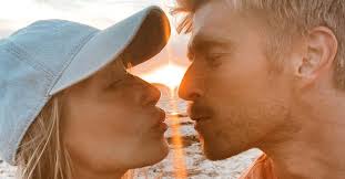 Get amanda shy's contact information, age, background check, white pages, email, criminal records, photos, relatives & social networks. Are Kyle And Amanda Married Did The Summer House Couple Have A Wedding