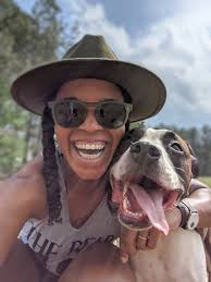 Ayesha — The Black Foxes