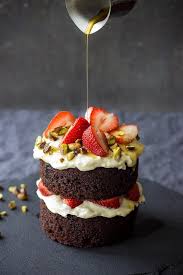 Moist And So Delicious Mini Chocolate Layer Cake For Two For Frosting My Fancy Yet Simple Cake I Used A Combo Mini Chocolate Cake Mini Cake Recipe Mini Cakes