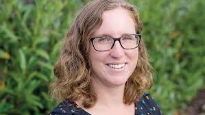 Mother discovers new vocation through online accounting course