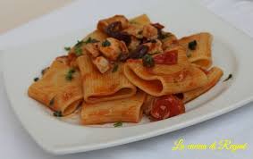 Paccheri Pesce Spada Capperi E Olive Nere La Cucina Di Regine Ricette Cucinare Il Pesce Piatti Di Pesce