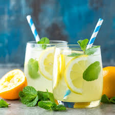 How To Grow A Cocktail Garden Cocktail Gardening Mojito Cocktail Best Lemonade