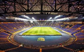 Fußballfeld in verschiedenen winkelansichten gesetzt. Ultra Hd Hd Fussball Hintergrund Fussballplatz Tapete 1600x1000 Wallpapertip