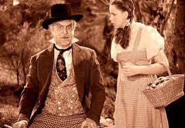 Hill company in may 1900. Oz The Great And Powerful Tips Hat To The Wizard Of Oz With Black White Opening