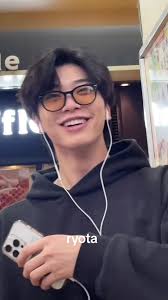 Boyfriend Alan and Ryota