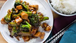 Tip the broccoli into the wok with the soy, honey, red pepper and 4 tbsp broccoli water then cook until heated through. Easy 20 Minute Teriyaki Chicken And Broccoli Youtube