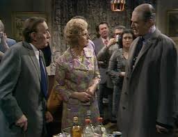 Dixon, dixon, who's that copper with the helmet on? Dixon Of Dock Green Archive Television Musings