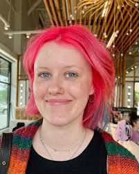 Claire Doss's Instagram, Twitter & Facebook