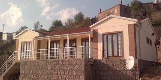 Anahtar teslim prefabrik evler iş hayatının yoğunluğunda inşaat işleriyle uğraşabilecek kadar zamanı olmayan ve bu işlerle uğraşmak istemeyen müşterilerimizin konut ihtiyaçlarına çözüm amacıyla. Nigde Prefabrik I Nigde Prefabrik Ev Fiyatlari