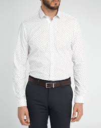 Check spelling or type a new query. Chemise Homme Selection De 14 Chemises Tendances A Motifs Blog Mode Pour Homme Rienasemettre Fr