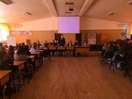 Va invita in ziua de vineri 6 mai 2011, orele 13.00 la evenimentul: Colegiul NaÅ£ional George Cosbuc AsociaÅ£ia ViaÅ£a FÄrÄ ViolenÅ£Ä