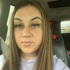 Alyssa Nelson (@AlyssaN05337909)