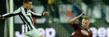 Born 3 february 1988) is a polish professional footballer who plays as a centre back for italian club benevento and the poland national team. Glik Scalda Monaco Juve Sui Social La Foto Del Fallo Da Rosso Su Giaccherini