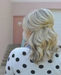 Framing the face with subtle waves my guest told me to have fun with this look and i did just that! Half Up Half Down Hairstyles For Wedding Guest Best Inspiration Hair Styles Wedding Hairstyles For Medium Hair Guest Hair