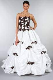 Epingle Sur J Aime Robes De Mariees Wedding Dresses