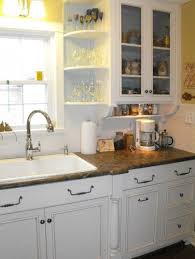 Kami juga boleh cadangkan rekaan dapur menurut citarasa anda. 30 Desain Kabinet Dapur Kecil Modern Terbaru 2021 Rumahpedia