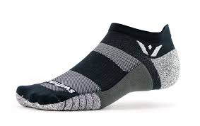 swiftwick flite xt zero socks black rogue europe