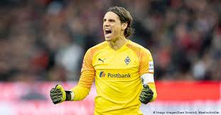 Check spelling or type a new query. Nach Erfolgssaison Das Gladbach Trikot Von Keeper Yann Sommer