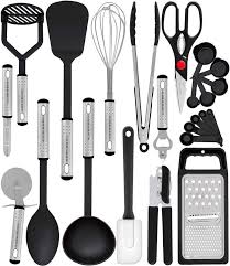 Peeler and grater, not the best quality. Best Utensil Sets For The Home Kitchen