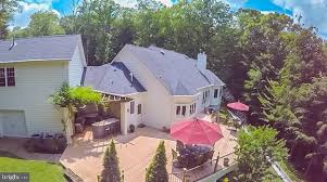 94 High Mullica Hill Nj 08062 Mls Njgl230206 Listing Information Patricia Settar Brightmlshomes Com Outdoor Structures Home Outdoor Decor