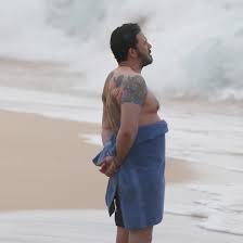 Ben affleck will return as bruce wayne in ezra miller's the flash movie, according to an individual with knowledge of the project.affleck last played wayne in 2017's justice league. The Great Sadness Of Ben Affleck The New Yorker
