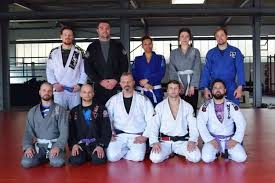 It focuses on the skill of taking an opponent to the ground. Courses Brazilian Jiu Jitsu Black Circus
