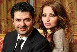 يشار إلى أن سبب تواجد راغب علامة في القاهرة حالياً، لدعم زوجته جيهان، بمشروعها الجديد لتصميم المجوهرات الذي خصصته لمصر، وهي مجموعة pyramid collection جميعها مرصعة بالأحجار الكريمة. Ø±Ø§ØºØ¨ ÙˆØ¬ÙŠÙ‡Ø§Ù† Ø¹Ù„Ø§Ù…Ø© Ø£Ø­Ø¨ ÙˆØªØ²Ùˆ Ø¬ Ù‚Ø¨Ù„Ù‡Ø§ ÙˆÙ„ÙƒÙ† Ù‡Ø§ Ø¹Ø´Ù‚Ù‡ Ø§Ù„ÙˆØ­ÙŠØ¯ Ù†ÙˆØ§Ø¹Ù…