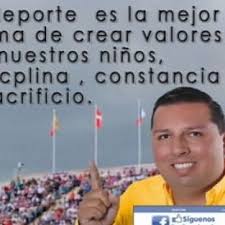 Candidato utiliza imagen de deportistas para hacer campaña