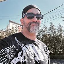 This HEAD KICK 🤯 How shocked were YOU when Holly Holm KO'd Ronda Rousey?!