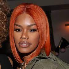 Get the look using the l'oréal paris féria in deep burgundy. 27 Red Hair Color Ideas For Every Skin Tone In 2021 Allure