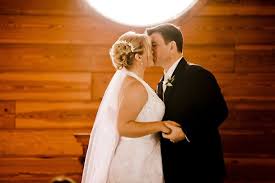 Wedding receptions can have up to 50 people attend. All The Coronavirus Wedding Rules For England Wales Scotland And Northern Ireland Manchester Evening News