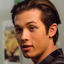Leo Howard