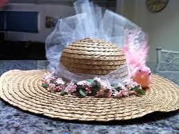 Decorating Easter Bonnets Tied Tulle In A Bow And Glued Upward For The Lift In The Back Easter Bonnet Crafts Spring Gifts