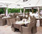 Aumeister Restaurant Und Biergarten Im Englischen Garten Gartenmobel Sets Restaurant Munchen Restaurant