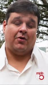 É nesta quinta (20/11)! 🔥 Juliana Linhares e Fred Demarca juntos no palco  do Sérgio Porto. Um duo cheio de sintonia, música boa e, claro, aquela  surpresa “pietística” que a gente ama!