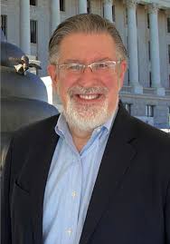 Attorney Brett Weiss